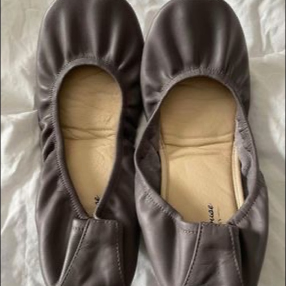Womens Size 10 Storehouse Flats